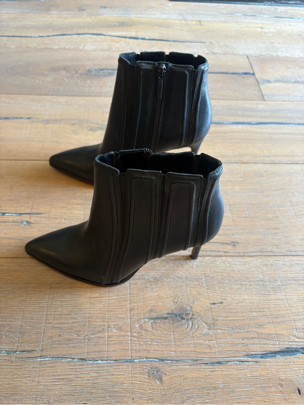 Donald J. Pliner Black Pointed Leather Ankle Booties